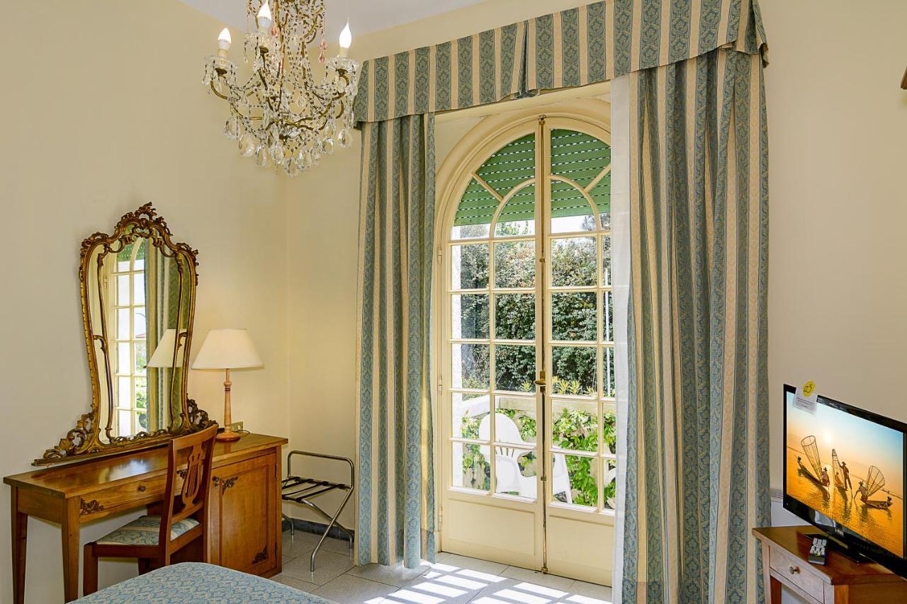 Hotel Poseidon Марина ди Пиетрасанта Екстериор снимка